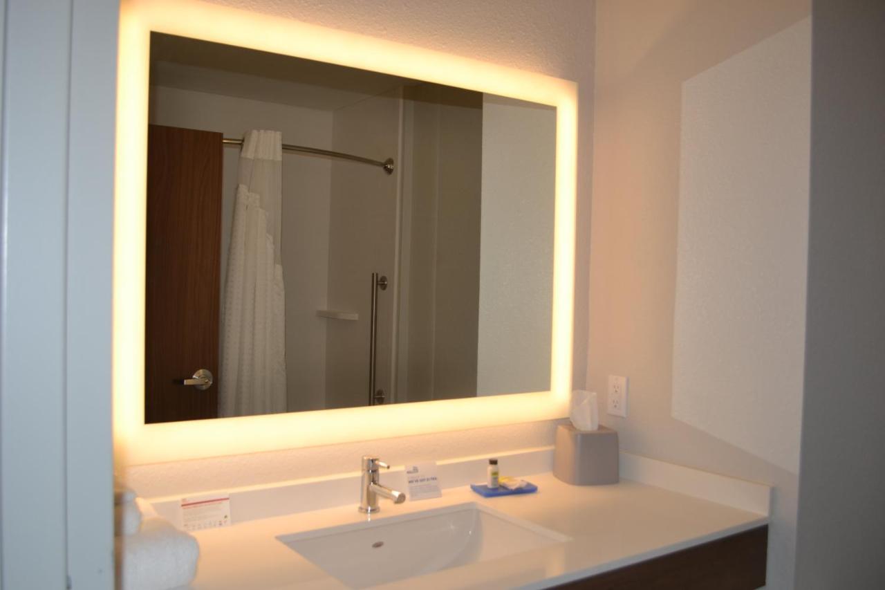 Holiday Inn Express Tallahassee-University Central By Ihg Dış mekan fotoğraf